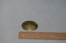 VINTAGE 🇺🇸YELLOW CAB COMPANY "RELIABLE & EFFICIENT" BRASS BADGE/PIN👀LQQK👀
