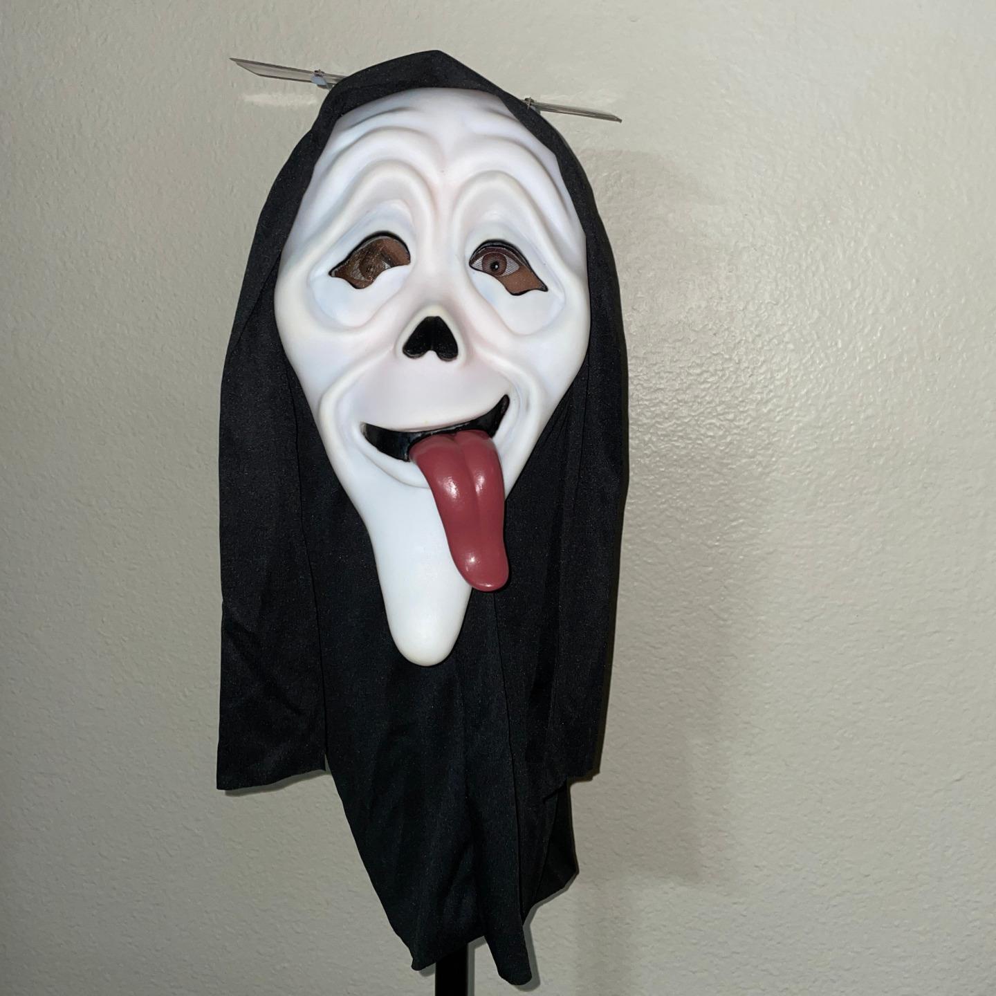 Ghost Face Scary Movie Full Mask - Spencer's