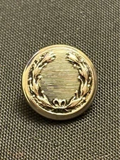 Vintage Silvertone Textured Wreath Design Sewing Button 9/16” Round Shank Button