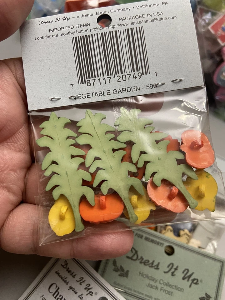 Jesse James Dress It Up Botones Lote de 5 Nuevos Paquetes Artesanía Navidad Otoño++ Foto 3 de 4