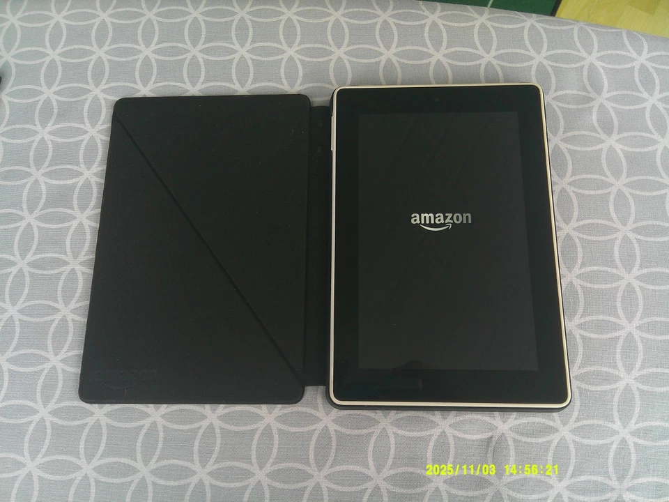 Amazon Fire HD 7 (4th Generation) 16GB, Wi-Fi, 7in - White - Image 2 of 4