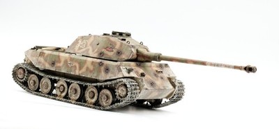 1/35 Pro-Built German heavy tank VK 45.02 w/ Figure   Expert Paint & Weathering