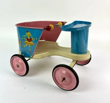 Vintage Metal Childrens Doll Stroller Nassau Products Corp Troy NY 1960s Read