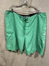 Salt Life Mens Board Shorts Size 42 Green