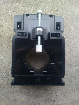 Power Logic - transformateur d'intensité 400/5 - schneider METSECT5MC040 - Photo 1/3