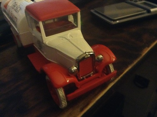 Citgo - 1931 Hawkey Tanker Die Cast Truck - Coin Bank Liberty Classics 1/25 NIB - Picture 3 of 4