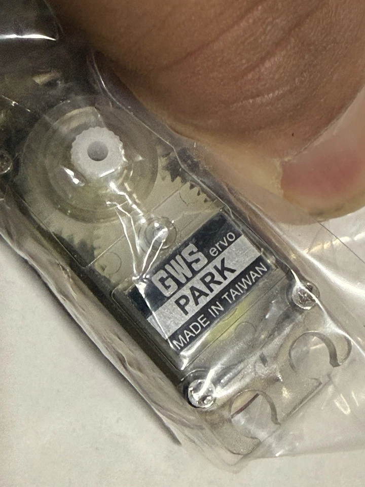 Lot Of 6 New GWS PARK Servo Park with Futuba Plug For RC Planes/ Cars - Image 3 of 4