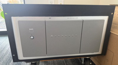 NAD Masters Series M25 - 7 Channel Power Amplifier w/ rack ears