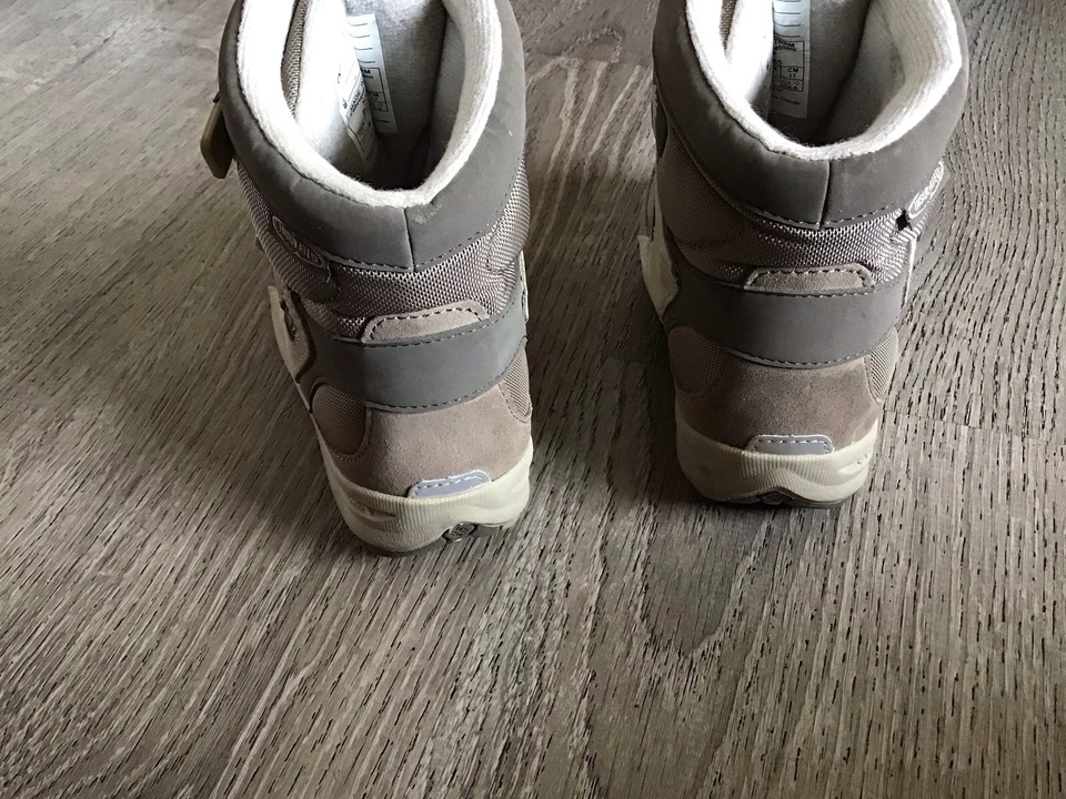 COLUMBIA Youth Nanuk 男孩尺码 11 EUR 28 灰色麂皮绒冬季雪地靴儿童靴 — 第 3/4 张图片