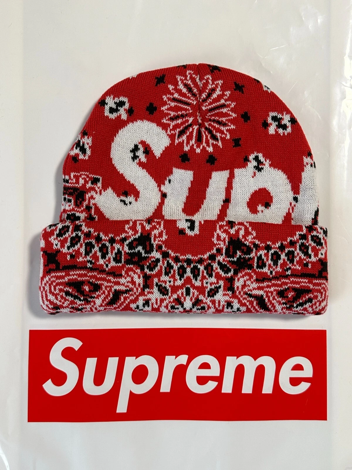 BONNET SUPRÊME GRAND LOGO (BANDANA ROUGE) LOGO FW24 S CACHEMIRE LAINE BOÎTE LOGO MOHAIR