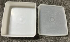 VINTAGE TUPPERWARE SANDWICH KEEPER #670-2 WITH LID #671-2 Clear Sheer Set