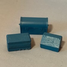 Vintage Excel Toy 1980 Legends West Figure Lot Accessories Box Suit Cases Wagon