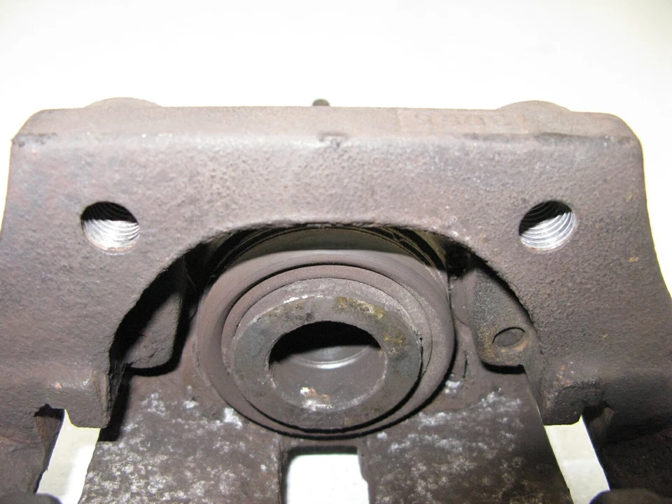 Pinza de freno trasera izquierda derecha bmw e60 525i 530i 528i 04-10 100218 Foto 2 de 4