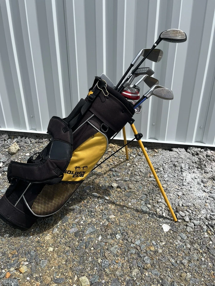 JUEGO DE PALOS DE GOLF PARA NIÑOS GOLDEN BEAR CUB JUNIOR JR con BOLSA 46"-52" de altura, palos adicionales Foto 2 de 4
