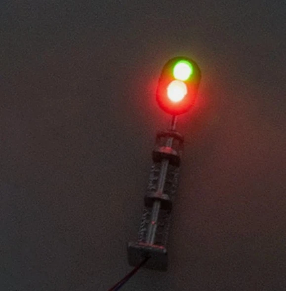 3pcs model railway N ratio 1:160 track signal 2-LED green red Block light - Image 4 of 4