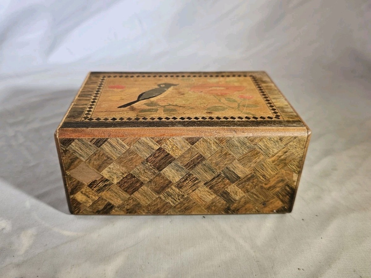 Vintage Japanese Himitsu-Bako Secret Puzzle Box Mt. Fuji Yosegi