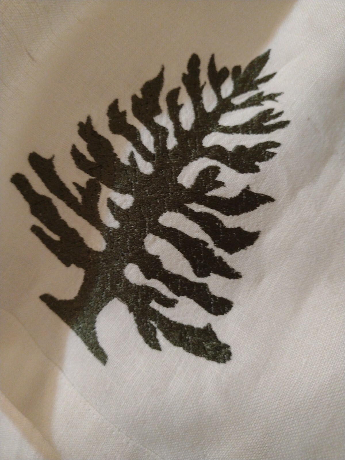 Anali White Linen Hand Towel Embroidered Set of 2 Evergreen USA