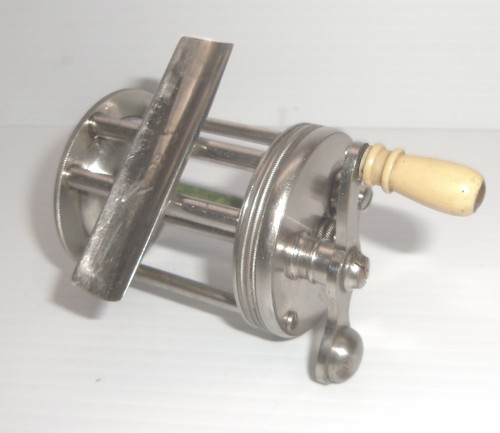 Carrete de pesca de baitcasting “profesional” de colección RARO - Imagen 10 de 16