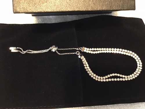 JONES NEW YORK ""ANNABELLE"" ARMBAND MIT STAUBTASCHE ~ GESCHENKBOX ~ BRANDNEU - Bild 3 von 4