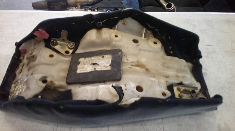 Sillín asiento trasero delantero Yamaha XS400 1980-1981 Foto 4 de 4