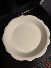 Gail Pittman GP Hospitality Collection Scalloped Pie Serving Pan Plate Off White