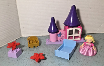 2012 LEGO DUPLO DISNEY PRINCESS SET# 6151-SLEEPING BEAUTY'S ROOM MISSING BLANKET