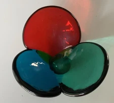 Beautiful Blenko Rare Tri-Color 5831 Bowl by Wayne Husted. Sandblasted Logo