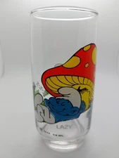 Set Of 5 Vintage 1982 & 1983 Peyo Collecttible Smurfs Glasses