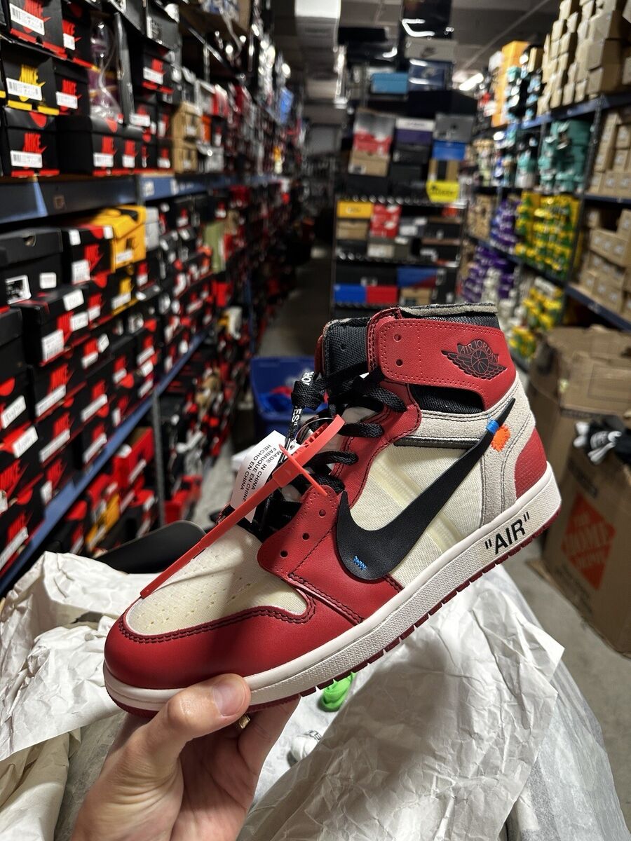 Size 13 - Jordan 1 Retro OG x Off-White High Chicago Size 13 - Jordan 1 Retro OG x Off-White High Chicago