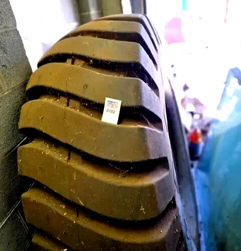 NEUMÁTICO GOODYEAR 21,00 X 25 HRL 20 capas Foto 3 de 4