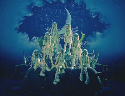 XG AWE First Limited Edition JURIA Solo ver. CD + Booklet + 3