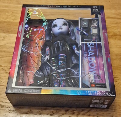 Rainbow High Shadow High Reina ''Glitch'' Crowne Modepuppe