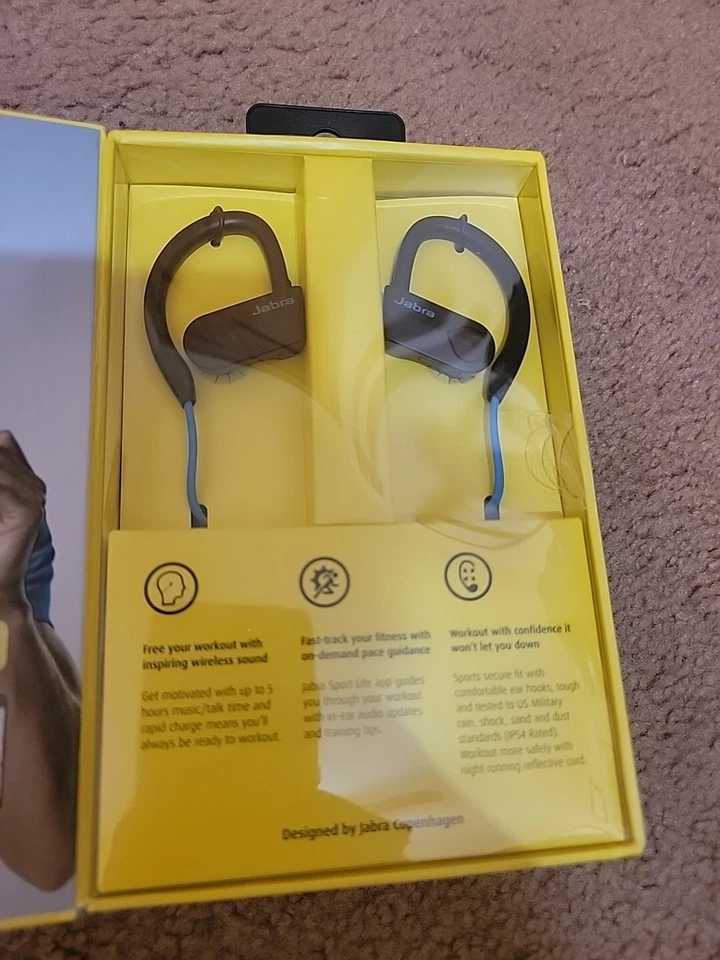 New JABRA Sport Pace Bluetooth Wireless Sports Headset (Blue) - Image 3 of 3