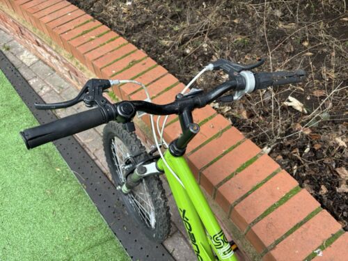 Boys Apollo Xpander rear suspension mountain bike in black and lime green - Picture 3 of 6