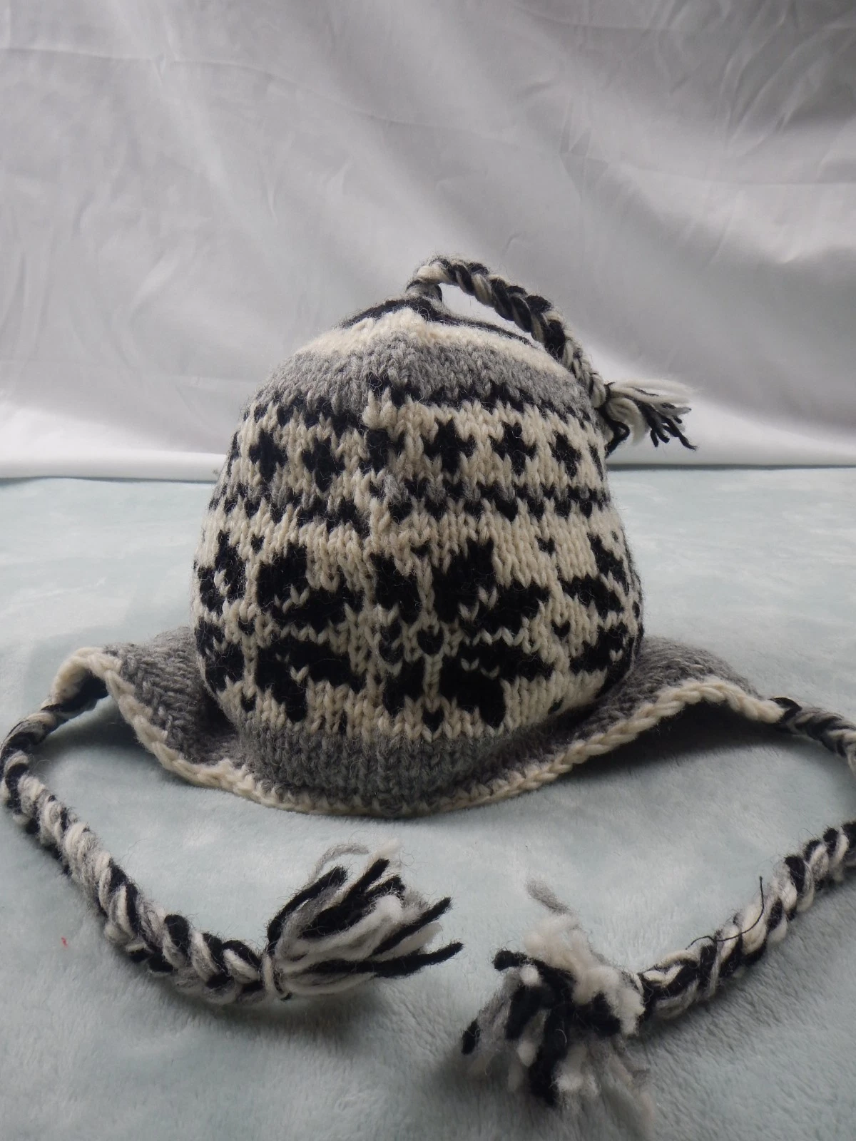 100% Wool Earflap Hat | Fleece Lined Warm Winter Beanie Hat | Made In Nepal - Ne