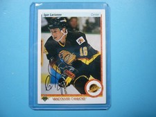 1990/91 UPPER DECK NHL HOCKEY CARD #41 IGOR LARIONOV ROOKIE AUTO AUTOGRAPH UD