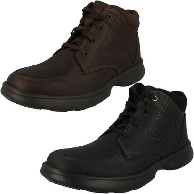 Herren Clarks Ortholite Featured Schnürstiefeletten Bradley Mittelhoch