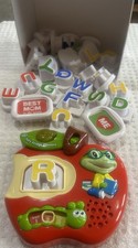 LeapFrog Tad's Fridge Phonics Magnetbuchstaben-Set ABC's Me Best Mom Dad
