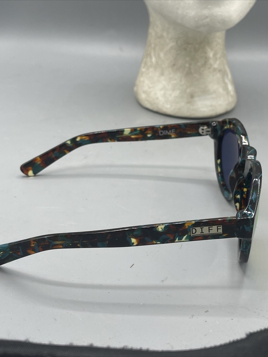 Diff Eyewear Multi-Color Mirror Sunglasses Dime Blue Lenses  display picture 3