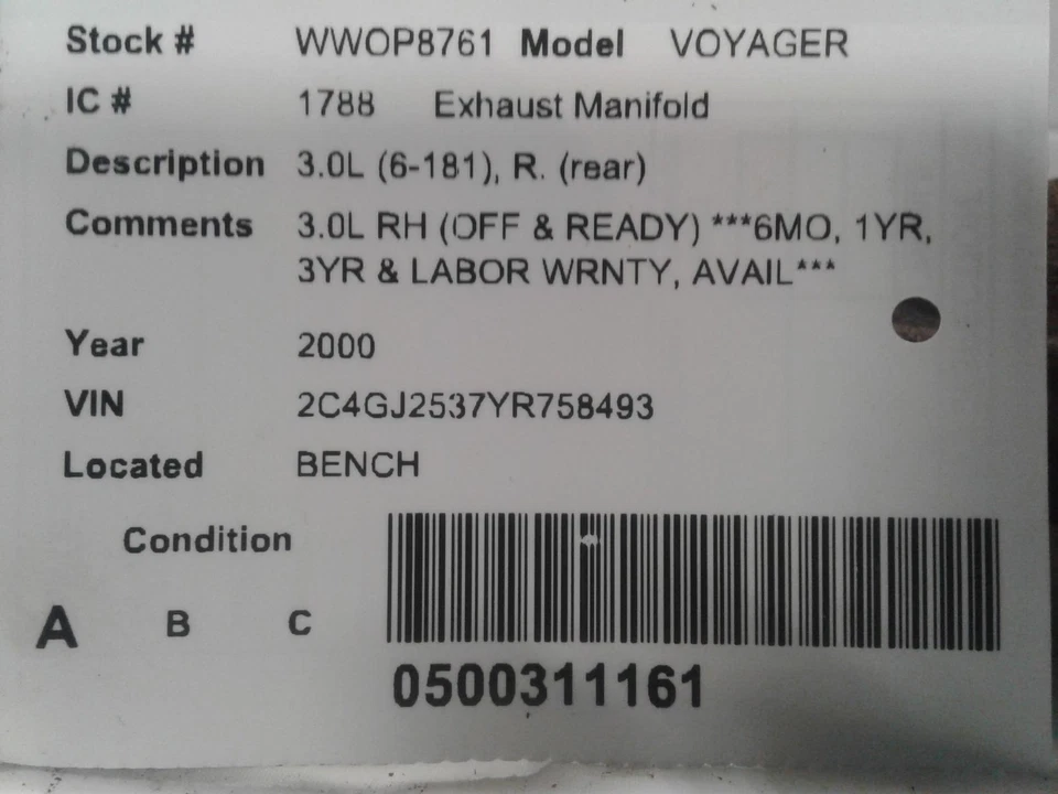 Colector de escape trasero derecho usado se adapta a: Chrysler Voyager 2000 6-181 3,0 L R. trasero Foto 4 de 4