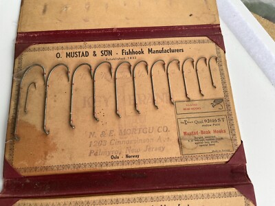 Présentoir D’hameçons Vintage – O. Mustad & Sön, Norvège, Pour échantillons