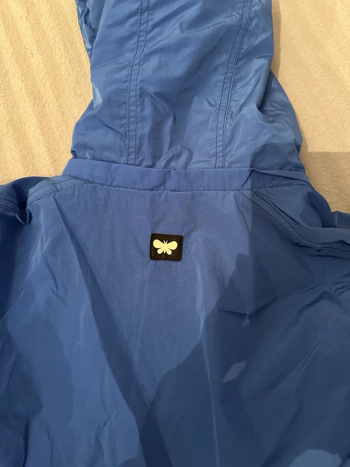 Max Mara Weekend MMW Olimpia raincoat Jkt Ld33, cornflower blue, size 8(XS) - Image 4 of 4