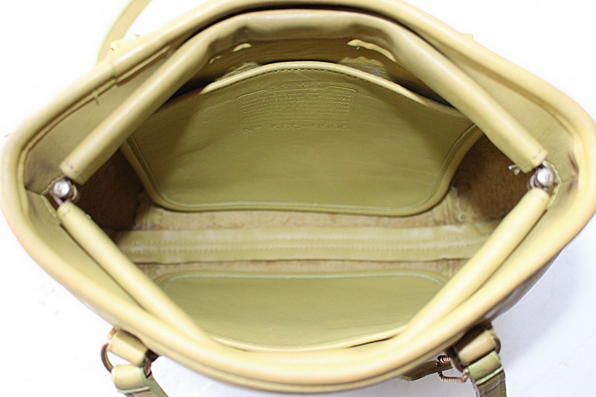 Coach Vintage - Framed Pouch Medium (Small) 9996, Lime
