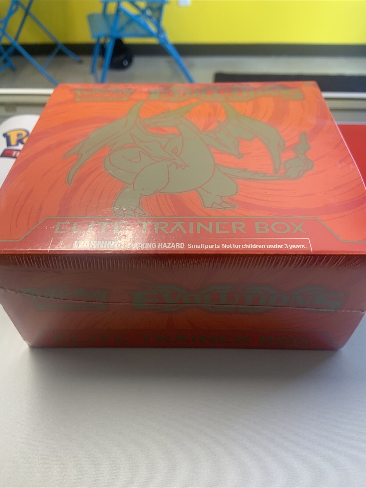  Pokemon TCG: XY Evolutions Charizard Elite Trainer Box