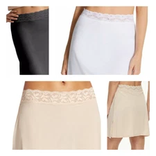 Vanity Fair White / Black 16 Inch Half Slip with Lace 11072 S M $33 NWT