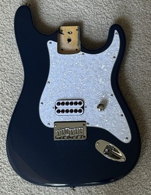 2005 Squier ''Tom Delonge Style'' HARD TAIL Stratocaster w/Fender USA Wiring