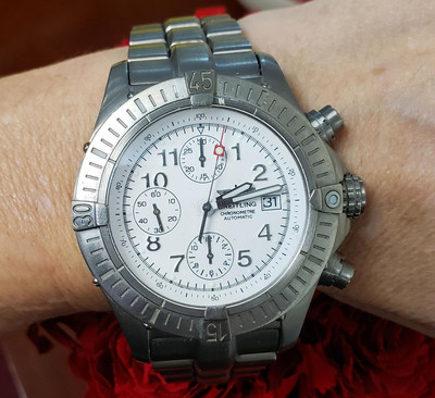 Complete Set 44mm Breitling Avenger Titanium Chronograph White