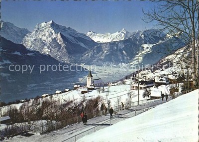 Amden Walensee SG mit Walensee Linthebene und Glarner Alpen