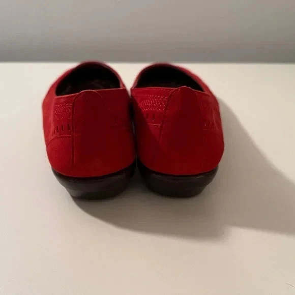 Mocasines para mujer AEROSOLES rojo rubí - talla 9,5 Foto 3 de 4