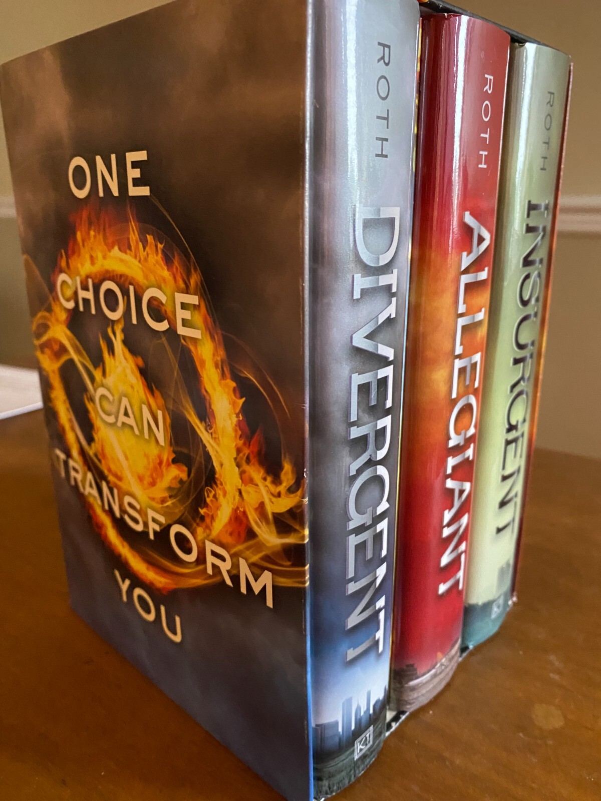 Divergent Series Box Set (Books 13 + bonus booklet US pub) by Roth